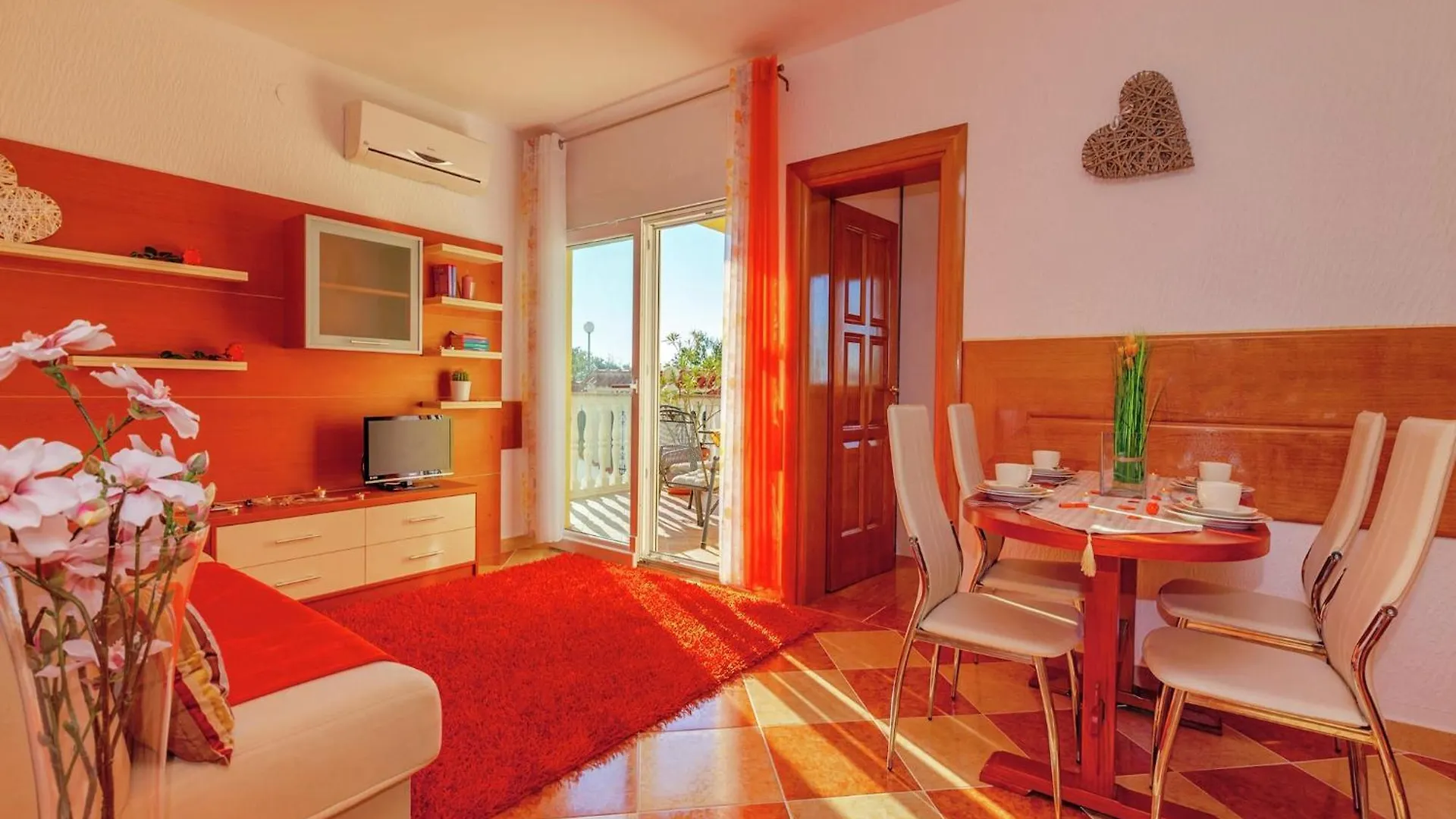 Spacious Apartment In Dramalj With Swimming Pool