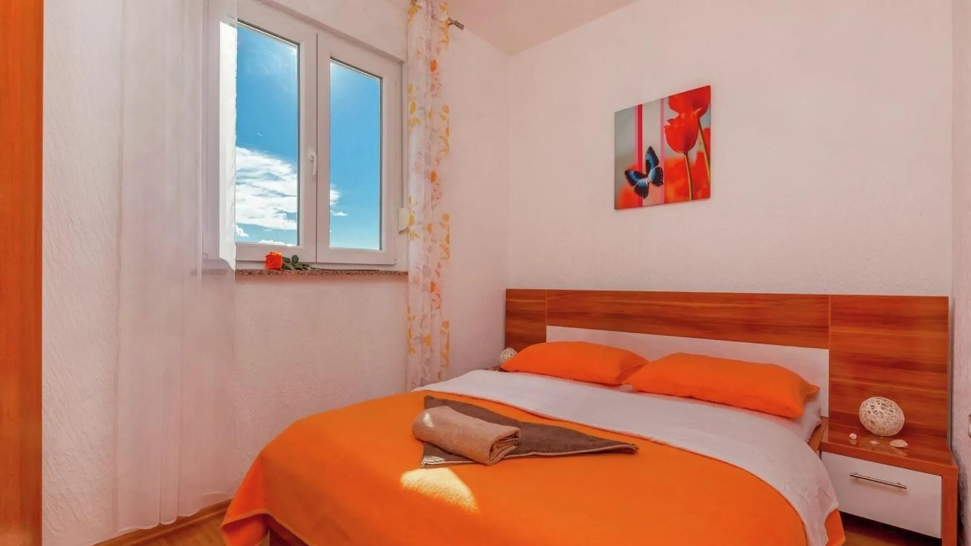 Spacious Apartment In Dramalj With Swimming Pool